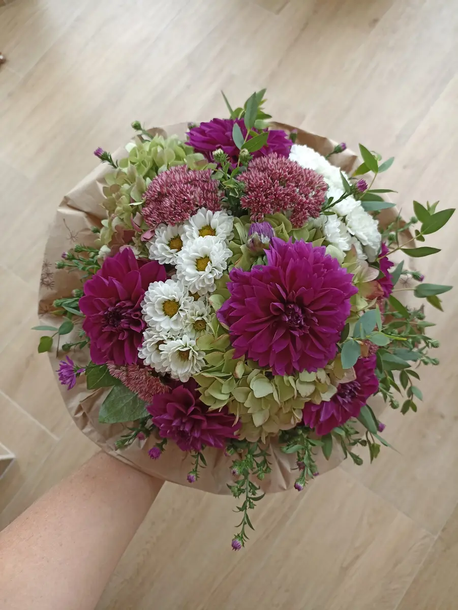 Blumenarrangement von Martinas Blumenwerkstatt, Beispiel 26